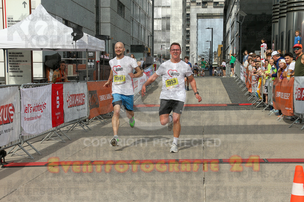 250920_1327_EX1_4717 | Sportfotografie im Rhein-Sieg Kreis, Köln, Bonn, NRW, Rheinland Pfalz, Hessen, etc. Unser Tätigkeitsfeld umfasst den Laufsport vom Volkslauf über den Marathon, Duathlon, Triathon bis zum Ultralauf wie Kölnpfad Ultra oder Schindertrail.