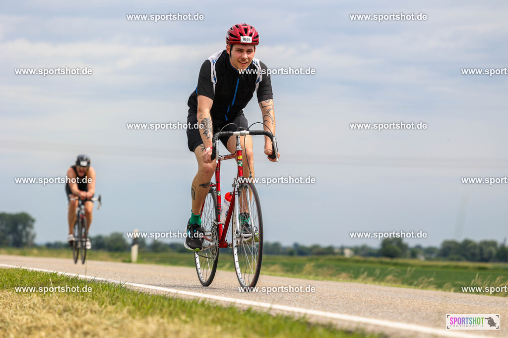 BR8A4881 | Stadttriathlon Erding 2025. #yourpictrs #sportshot_your_pictrs @Sportshotphotography #stadttriathlonerding Copyright: www.sportshot.de
