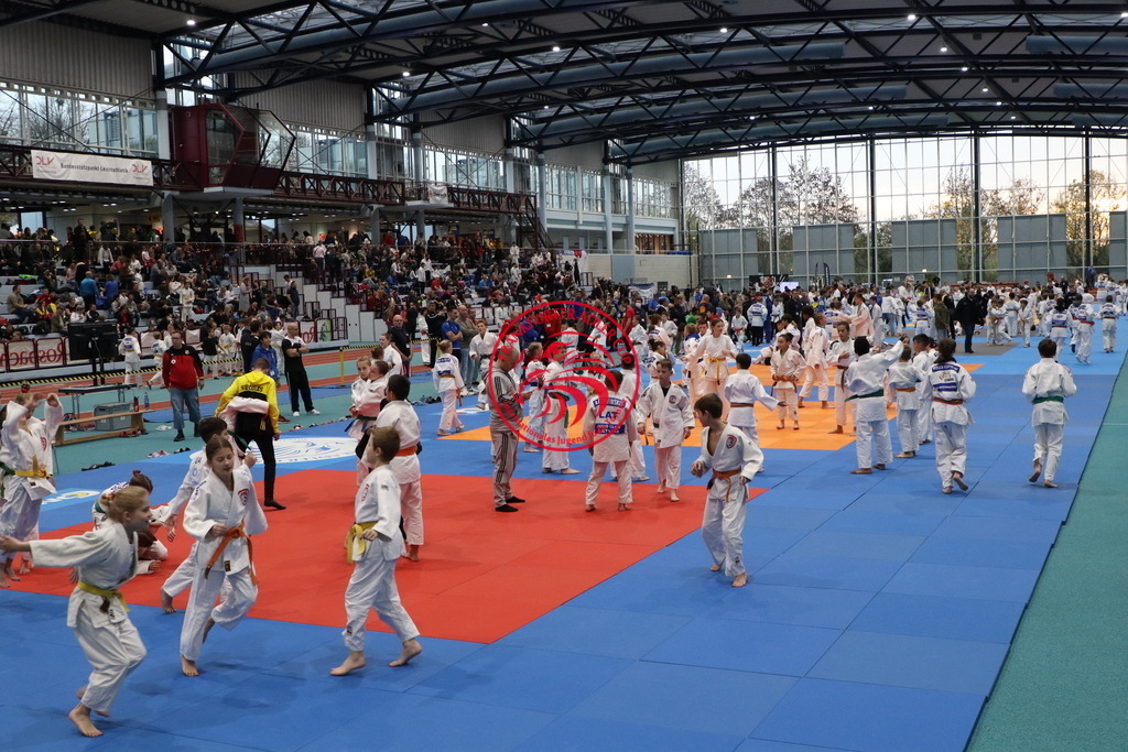 IMG_7552 | Fotos vom Adler Cup - Pictures from Adler Cup

Hier findet Ihr alle Eindrücke und großen Momente der Adler Cup Wochenenden. Here you will find all impressions and great moments of the Adler Cup weekends. - Realisiert mit Pictrs.com