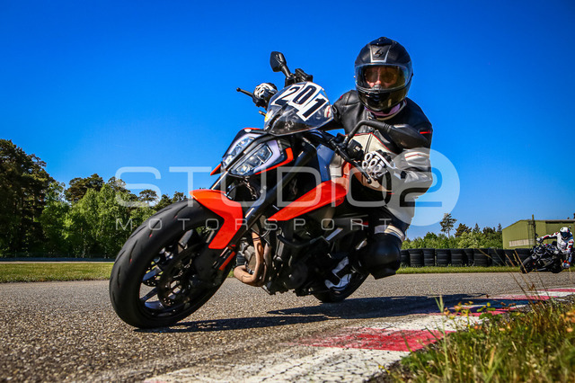 0201-260509DCB-043_201 | Deine Full-Service-Agentur für ✔️Videoproduktionen und ✔️Motorsportfotografie Jetzt Angebot anfragen!