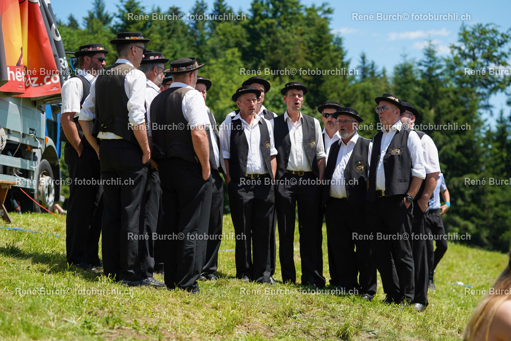 20220612-DSC01818 | René Burch leidenschaftlicher Fotograf aus Kerns in Obwalden.  Hier finden sie Sport, Landschaft und Natur Fotografie.
 - Realisiert mit Pictrs.com