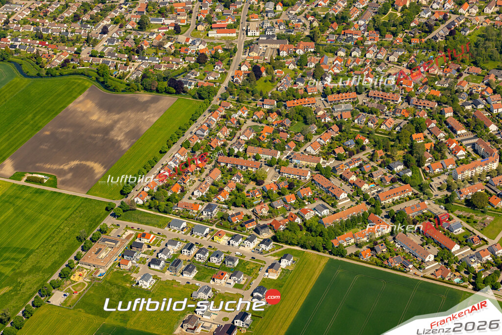 Das Luftbild zeigt :  Bobingen - Die Luftaufnahme wurde 2024 vom UL-Flugzeug aus erstellt ( keine Drohne ) - Hochauflösende Luftaufnahme - Für grossformatige Ausdrucke geeignet. Die Geschenkidee !Mit Lizenz und Bildrechte bestellbar