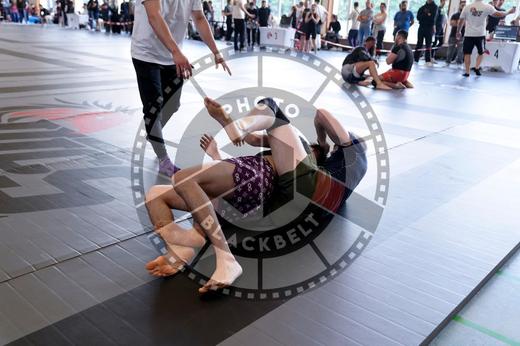 20240608PBB00901 | Fighters compete during the ILLCS VII summer edition luta livre competition in Hannover, Germany, on June 8, 2024.