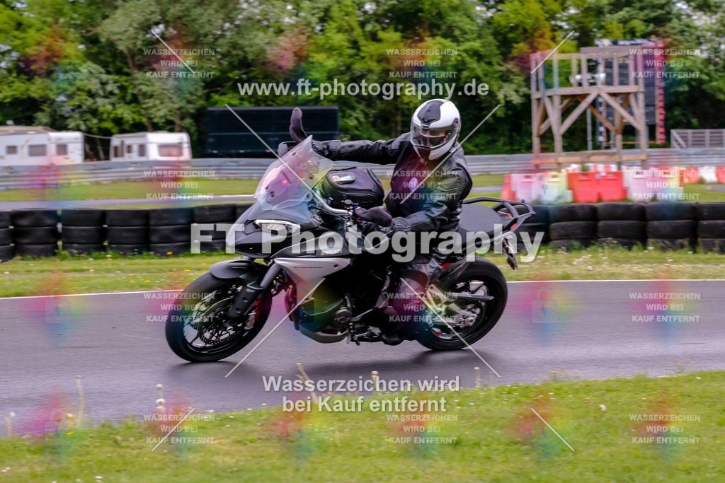 MotoTeamVBK-20218 | Hier findet Ihr Bilder von Touristenfahrten auf der Nürburgring Nordschleife oder von anderen Veranstaltungen die ich besucht habe. Viel Spass beim Durch Schauen 