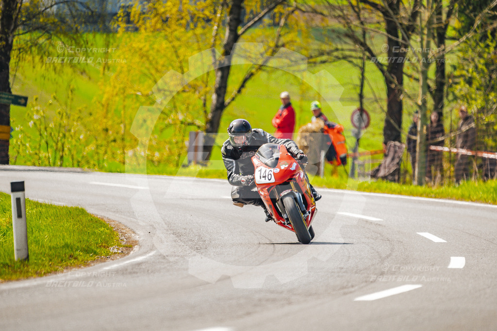 0674 - Bergrennen Landshaag2026 | BREITBILD Austria Webshop

Finde Fotos von: Breitbild, Breitbild Austria, Landshaag, Europeanbikers, KTM, BMW, Bergrennen, Bikeporn, Carporn, Bikes, Cars, Fotografie, Oberösterreich, Österreich, Berufsfotograf, Motorradteile Ganster, Julbach, Pannoniari - Realisiert mit Pictrs.com