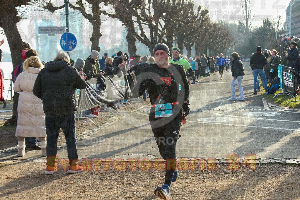 241231_1202_EX1_3556 | Sportfotografie im Rhein-Sieg Kreis, Köln, Bonn, NRW, Rheinland Pfalz, Hessen, etc. Unser Tätigkeitsfeld umfasst den Laufsport vom Volkslauf über den Marathon, Duathlon, Triathon bis zum Ultralauf wie Kölnpfad Ultra oder Schindertrail.
