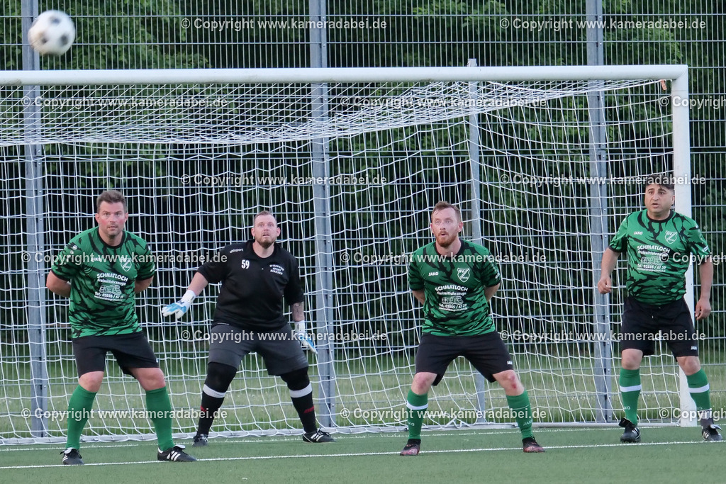 Fußball Kreispokal 25/26 Ü 32 : Spiel um Platz 3 : SV 08/29 Friedrichsfeld - SV Ringenberg AH  2 : 1 | Fußball Kreispokal 25/26 Ü 32 : Spiel um Platz 3 : SV 08/29 Friedrichsfeld - SV Ringenberg AH  2 : 1Spielort : Voerde Friedrichsfeld - Realisiert mit Pictrs.com