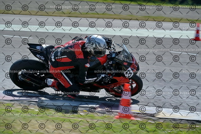 26BT02-0306 | markuskiefer.com - Realisiert mit Pictrs.com