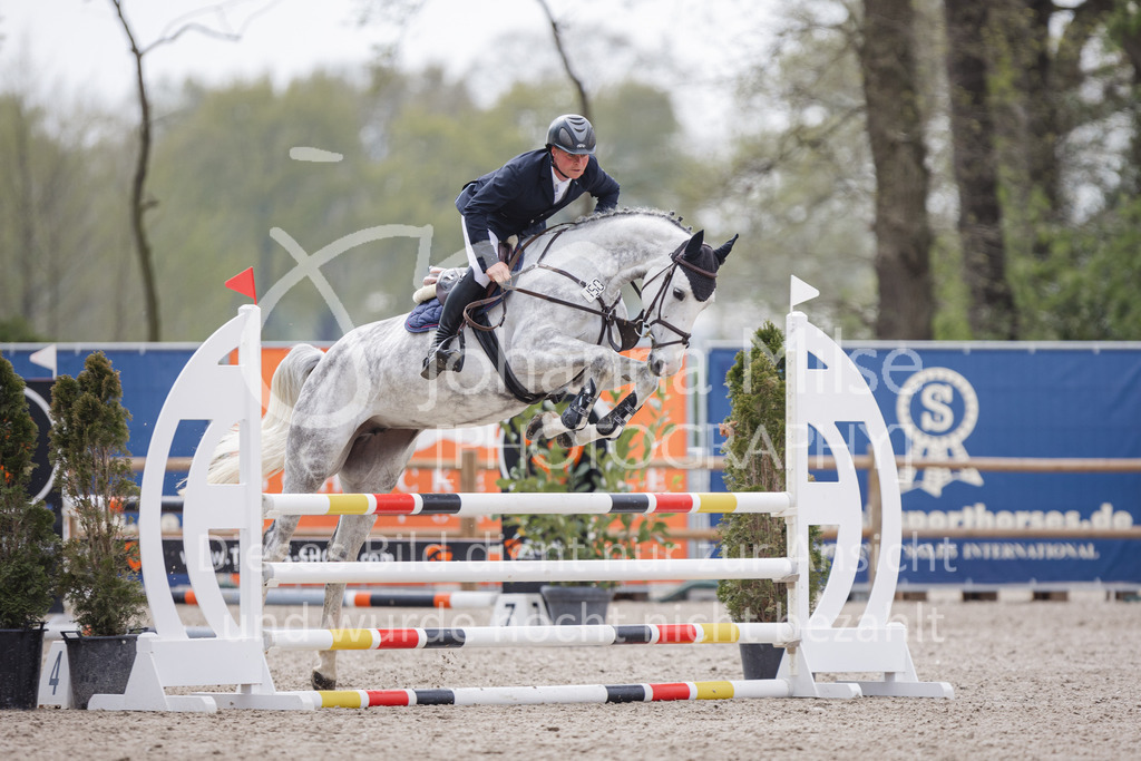 220426_Mühlen_SprPfA2-301 | Late Entry Mühlen
26.04.2022
02 Springpferde-A** 4-6j