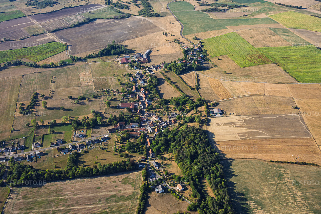 Luftbild: Ortsteil Guising aus Norden in Bettviller im Bundesland Moselle in Frankreich. – Foto: IMG_158735.jpg vom 14.08.2026 durch Werner Riehm/FLY-FOTO.de – Auflösung des Originals: 6000 x 4000 px