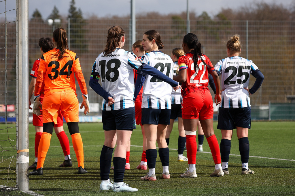 20260329-FCH-WaldebeneStuttgart_074 | 1.FC Heidenheim 1846 vs. FSV Waldebene Stuttgart, Fußball, Frauen, Oberliga, 2025/2026, 15. Spieltag, 29.03.2026 in Heidenheim, Kunstrasen b. Voith-Arena West(Foto: Michael Bulling) - Realisiert mit Pictrs.com