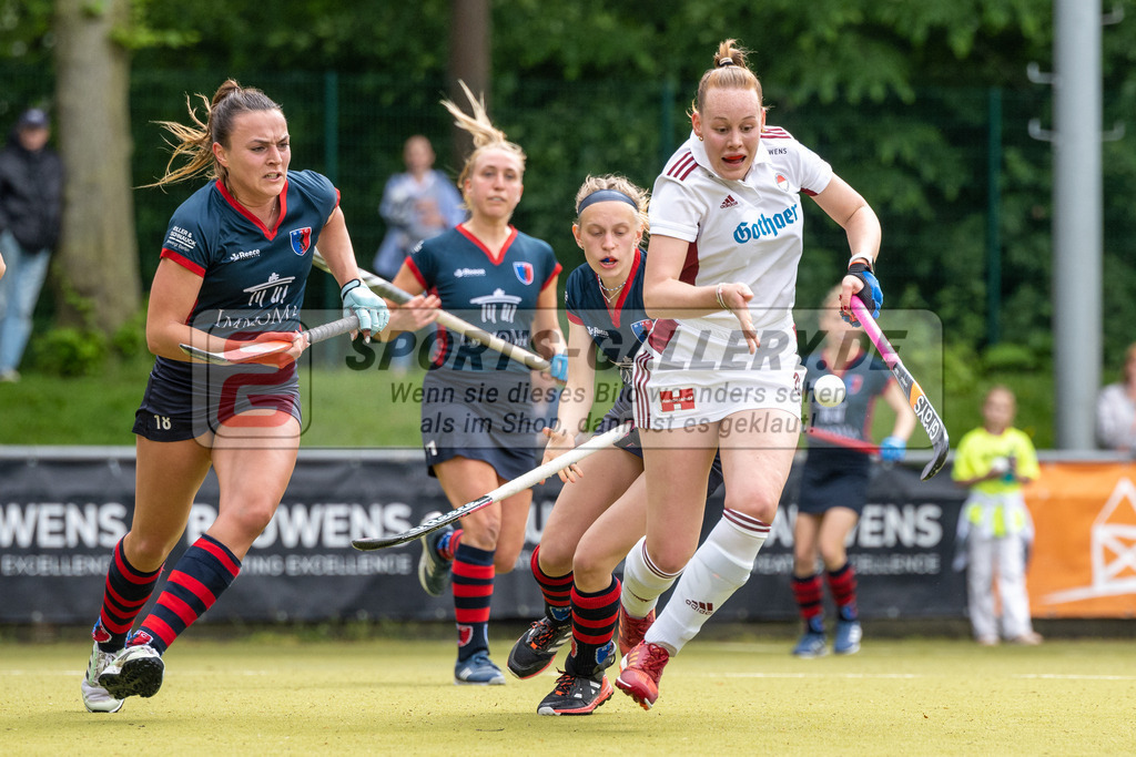 SFE_20230520_0061-2 | 1. Bundesliga Hockey Viertelfinale 2 Damen Rot-Weiss Köln - Berliner HC am 20.05.2023 in Köln (KTHC Stadion Rot-Weiss Köln Tennis and Hockey Club), Photo: Stephan Fehrmann 2023 (Sports-Gallery)