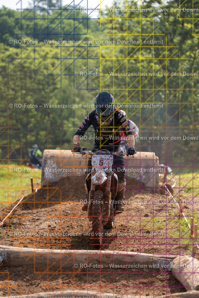 Wolfshausen 4 Lauf -283 | Sportfotografie von RO-Fotos: Motorsport, Motocross, Enduro, Laufveranstaltungen und Triathlon. Professionelle Fotos von Sportlern und Events. - Realisiert mit Pictrs.com