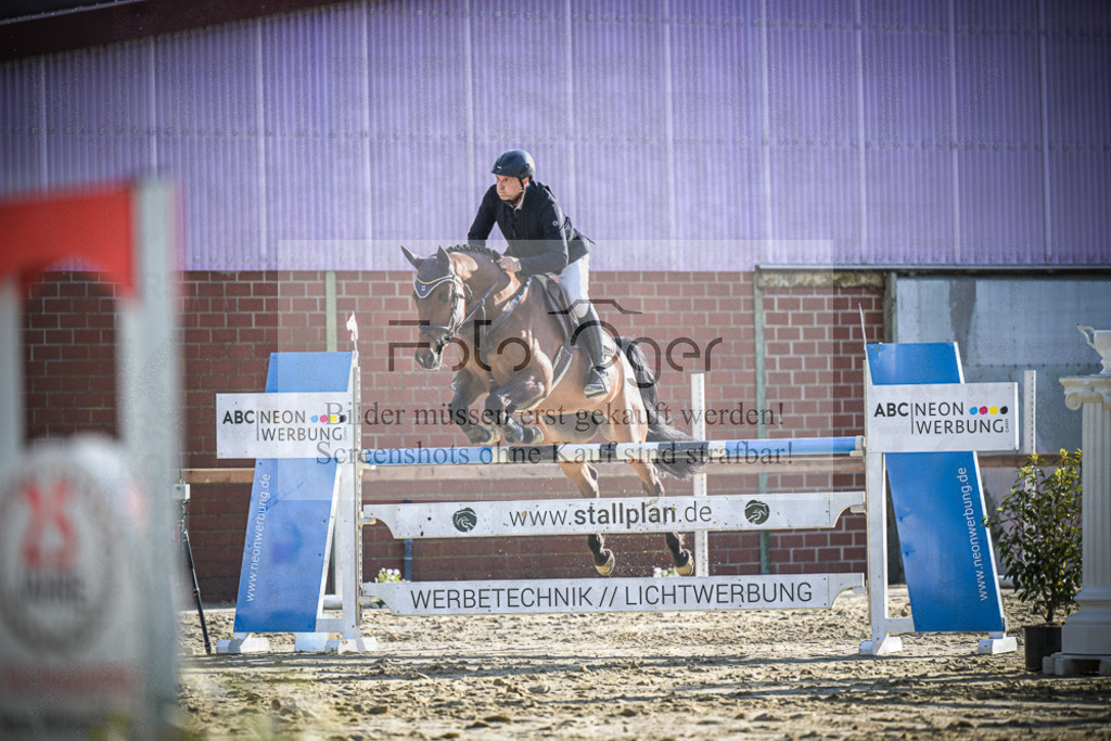 DOS_3967 | Entdecke hochwertige Reitturnierfotos von Foto Oger. Professionell, emotional und authentisch – jetzt Lieblingsmomente im Shop bestellen.Deutschlandweite Turnierfotografie. - Realisiert mit Pictrs.com