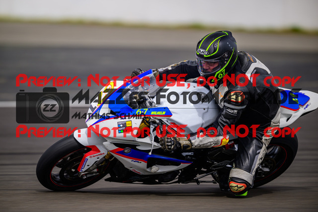 MaZZes_Fotomatrix_20250421_6021986_5511 | ROT