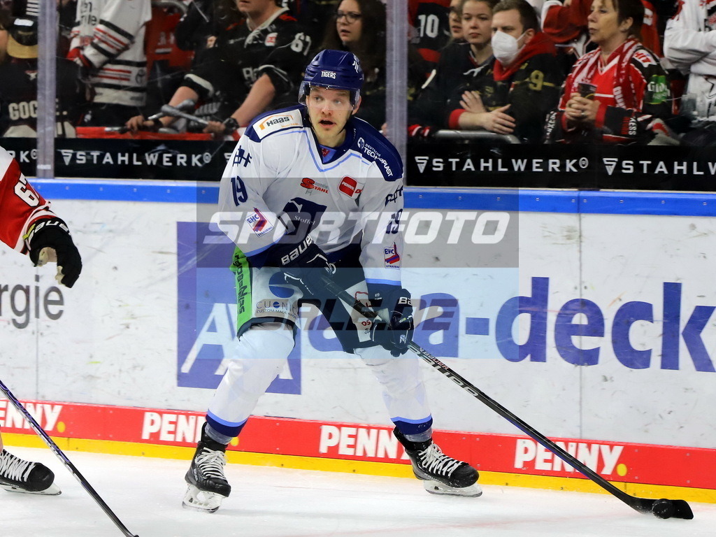 Tim Brunnhuber - STR | Tim Brunnhuber - STR - Realisiert mit Pictrs.com