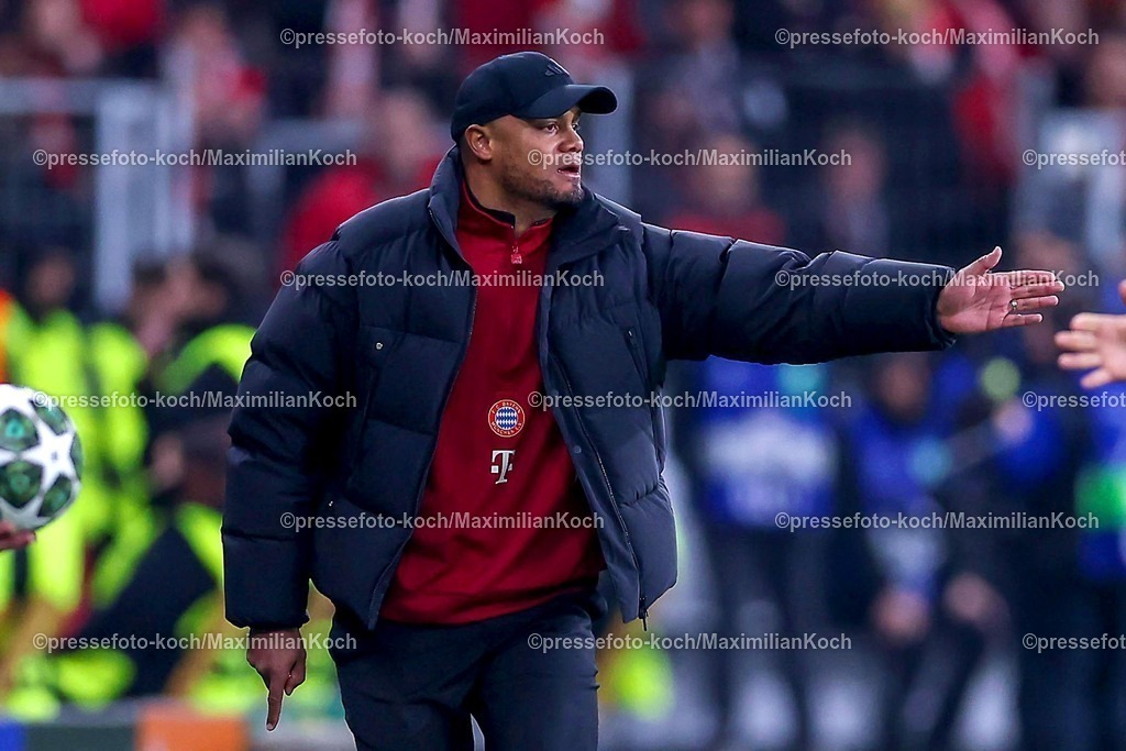 UCL11032502357 | 11.03.2025, Fußball, UEFA Champions League, Bayer 04 Leverkusen - FC Bayern München, Achtelfinale Rückspiel, BayArena, Saison 2024 2025: Trainer Vincent Kompany (Cheftrainer FC Bayern) steht gestikulierend an der Seitenlinie Gestik Mimik aufgebrachtDFB regulations prohibit any use of photographs as image sequences and or quasi-video.