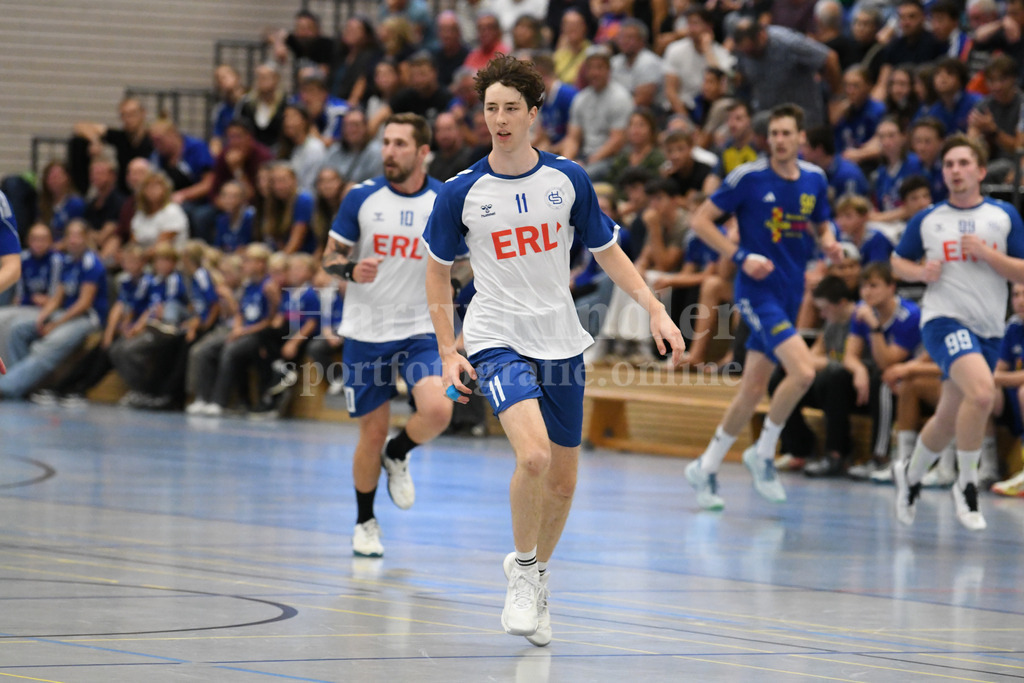 HC Deggendorf : SSG Metten | Julian Brumbi  (HC Deggendorf) - Realisiert mit Pictrs.com