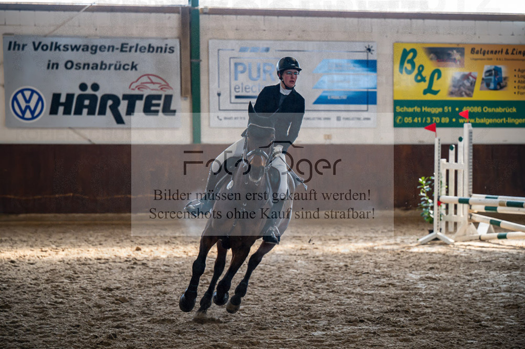 Hallenreittunier Voxtrup 2023 | Entdecke hochwertige Reitturnierfotos von Foto Oger. Professionell, emotional und authentisch – jetzt Lieblingsmomente im Shop bestellen.Deutschlandweite Turnierfotografie. - Realisiert mit Pictrs.com