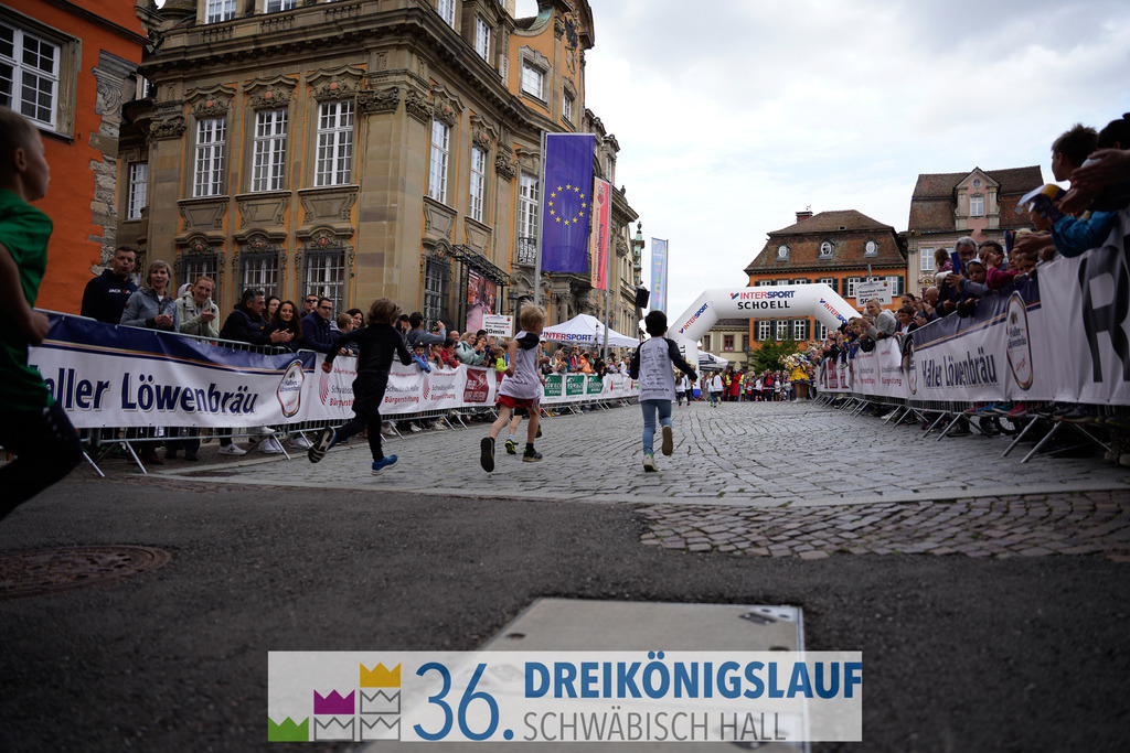 AOK Junior Cup 400m | 3Königslauf 2022 AOK Junior Cup 400m - Realisiert mit Pictrs.com