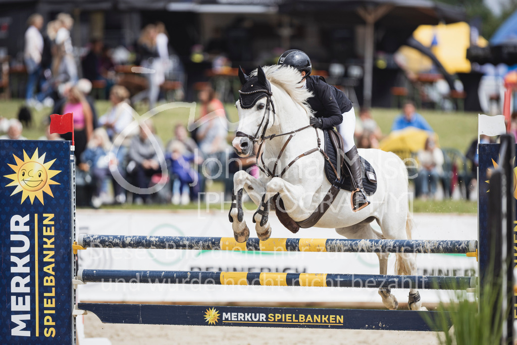 250712_BHO_Pony-L-231 | Deine schönsten Turniermomente als professionelle Fotos! Entdecke hochwertige Pferdesport-Fotografie im Online-Shop. Jetzt Fotos finden & bestellen!