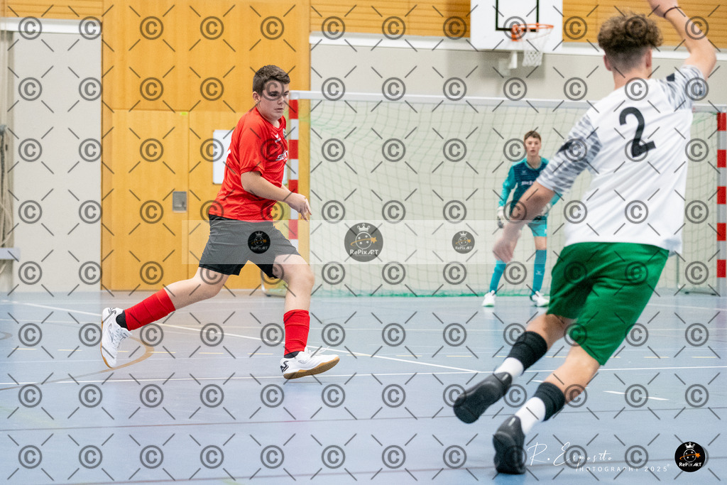 20251122_20251122_FCR-Hallenturnier-C_2_013-33 | Sport und Naturfotografie von Roberto Esposito zeigt echte Momente Bewegung und die Schönheit der Natur. Ausdrucksstarke Bilder schaffen Emotionen.