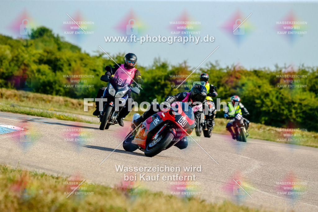 Chambley Juli-0497 | Hier findet Ihr Bilder von Touristenfahrten auf der Nürburgring Nordschleife oder von anderen Veranstaltungen die ich besucht habe. Viel Spass beim Durch Schauen 