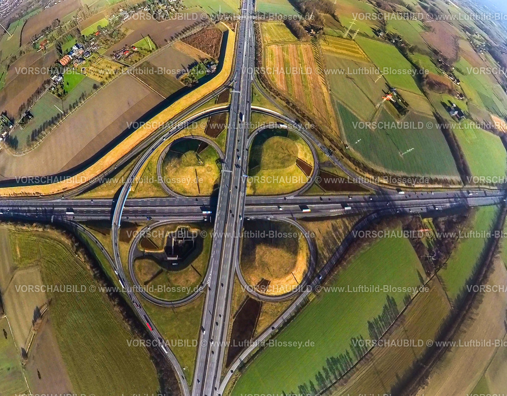 Kamen240190006ScreenshotKamenerKreuz | Luftbild, Kamener Kreuz BAB Autobahn A1 und Autobahn A2, Erdkugel, Fisheye Aufnahme, Fischaugen Aufnahme, 360 Grad Aufnahme, tiny world, little planet, fisheye Bild, , Kamen, Ruhrgebiet, Nordrhein-Westfalen, Deutschland