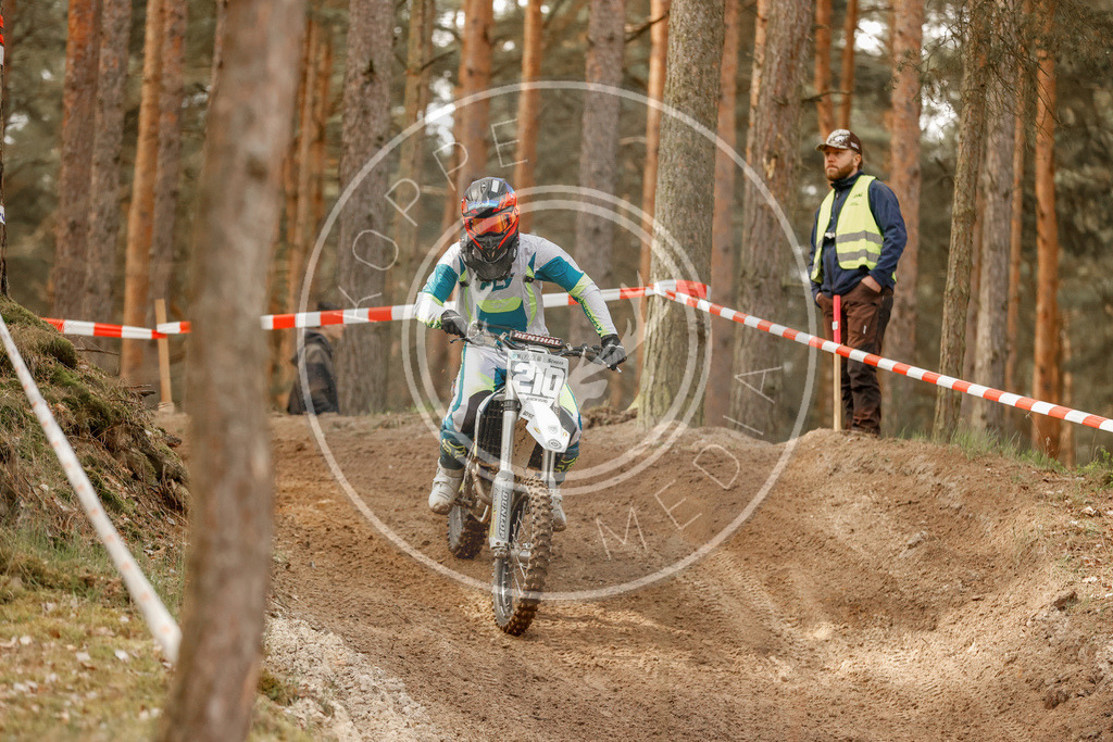4TaktLauf1-182 | koppe-media - Realisiert mit Pictrs.com