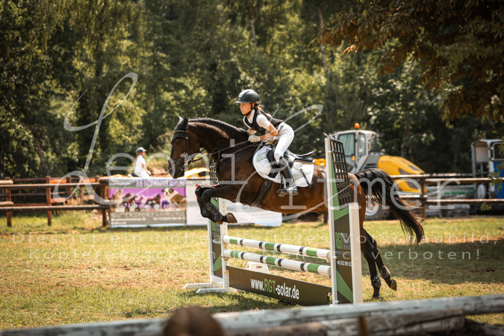 15.SaStE00100 | Leoni Ertmer Photography - Realisiert mit Pictrs.com