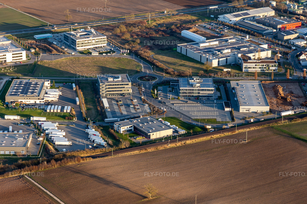 Luftbild: ITK Engineering GmbH, Kardex Software GmbH, MTS Group in Rülzheim im Bundesland Rheinland-Pfalz in Deutschland. – Foto: IMG_130719.jpg vom 23.02.2022 durch Werner Riehm/FLY-FOTO.de – Auflösung des Originals: 5472 x 3648 px – ITK Engineering - Ihr Partner für Digital Engineering – Offizielle von Kardex | Kardex Remstar | Kardex Mlog