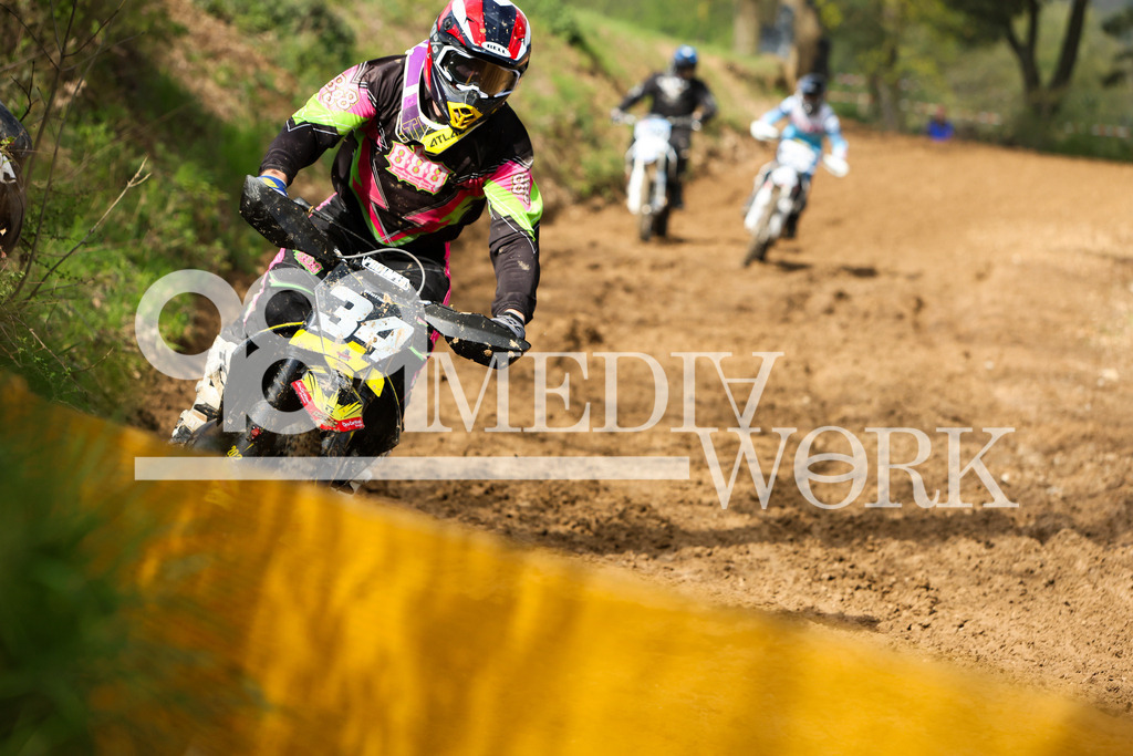 5E6A9641 | 989 MEDIAWORK