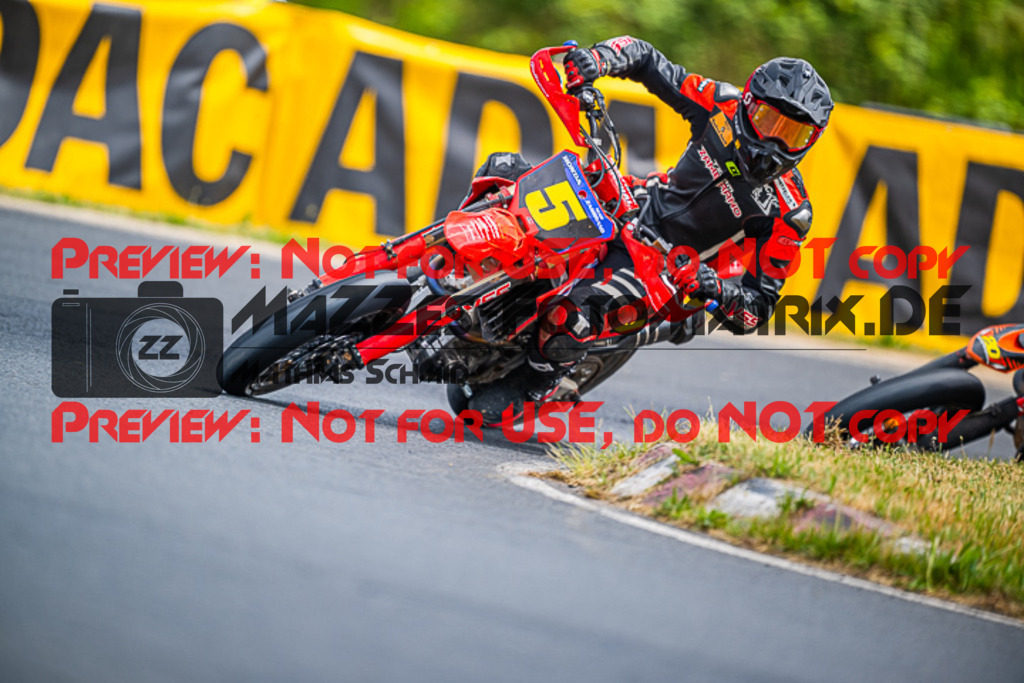 MaZZes_FotoMatrix_220529_7199 | Fotograf Mathias Schmid
Sportfotograf,
Eventfotograf,
Hochzeitsfotograf,
Portraitfotograf