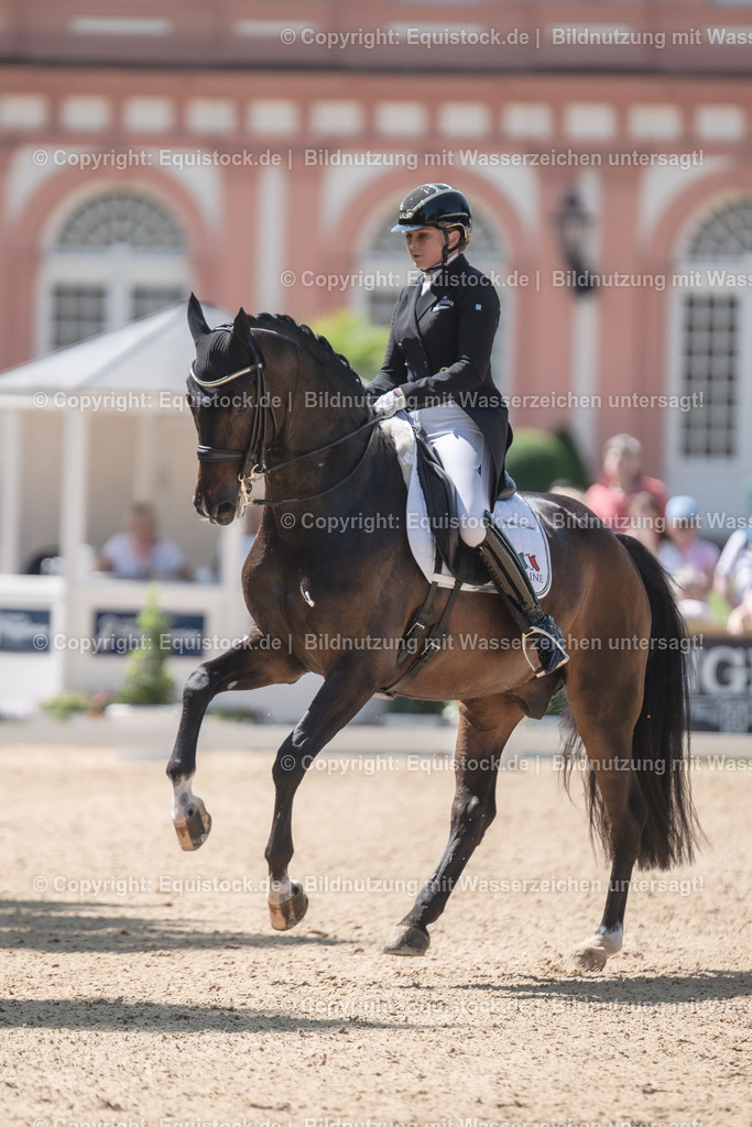20230528_03_GP-Special-Tour_0103 | equistock