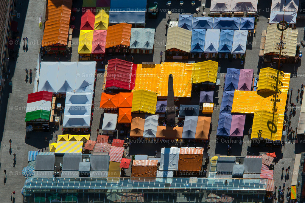 3701380 | Weindorf am Unteren Markt 2017, Würzburg