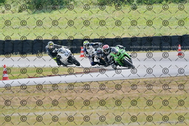 25bt04-1509 | markuskiefer.com - Realisiert mit Pictrs.com