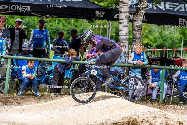 BayBMX2026-05920 | Fotogalerie von Thomas Dettweiler mit Eventbildern und lizenzfreien Fotos. Perfekt als Wandbild, für Büro, Website oder private Nutzung. - Realisiert mit Pictrs.com