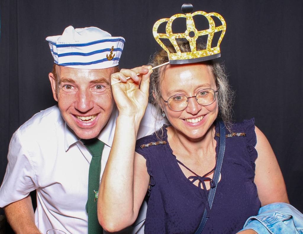 top-top.de-250628-070 | Foto, Video, Fotografie, Videografie, Fotobox, DJ, Discjockey, Musik, Musikbox, Veranstaltung, Photobooth, Amazon, Ebay, Buchtipp, Bestseller, Autor, Verlag, Buch, Wesel, Hamminkeln, NRW, Dinslaken, Rees, Drohne, Hochzeit, Party, Fotobox, Wesel, Fotograf