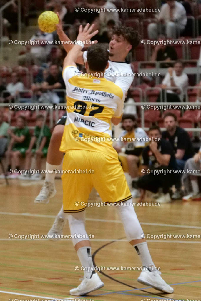 Handball : Benefizspiel : RWO/Tus 87/97 Alstaden gegen HSG Krefeld am 24.07.2026 in der Willy Jürissen Halle Oberhausenj | Handball : Benefizspiel : RWO/Tus 87/97 Alstaden gegen HSG Krefeld am 24.07.2026 in der Willy Jürissen Halle Oberhausen - Realisiert mit Pictrs.com
