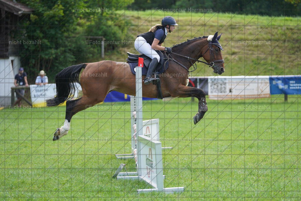 20240706-FAH06235 | Grafing Turnierfotos, Reitverein Ebersberg, Turnierfotografen Bayern, reitsportbilder, Pferdefotograf, reitsportfotograf, Sportbilder, Reitsportfotografie, Fotoagentur Herrmann, Turnierfotograf