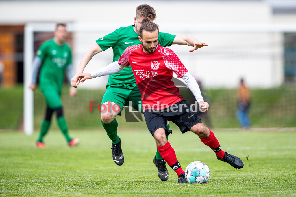 TSV Peißenberg vs WSV Unterammergau | Abstiegs Qualifikationsrunde Kreisliga Gruppe C, TSV Peißenberg vs WSV Unterammergau, 20240420,
Johannes JUNGMANN (TSVP 10) in Aktion,
2024-04-20 in Peißenberg (Sportplatz Peißenberg)
10 Johannes JUNGMANN (TSVP 10)
Copyright: WolfgangxLindner www.foto-lindner.de