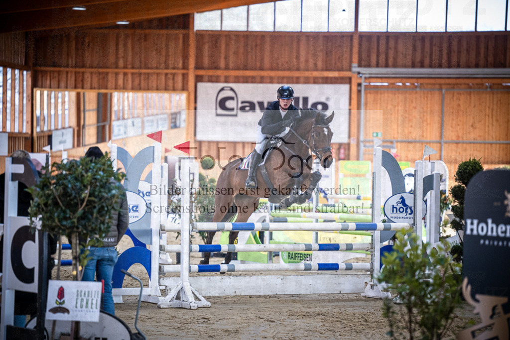 DOS_1047 | Entdecke hochwertige Reitturnierfotos von Foto Oger. Professionell, emotional und authentisch – jetzt Lieblingsmomente im Shop bestellen.Deutschlandweite Turnierfotografie. - Realisiert mit Pictrs.com