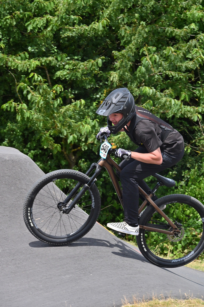DSC_7286-cam-florian | German Pumptrack Series - Realisiert mit Pictrs.com