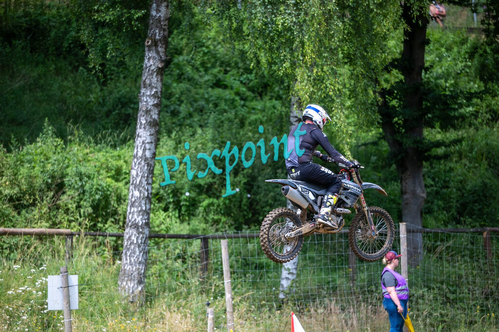 MX Cup Bielstein-85 | pixpoint - Realisiert mit Pictrs.com
