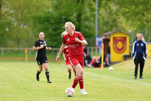 Fußball I Frauen I Saison 2025-2026 I Kreispokal Segeberg I Finale I FSG KaKi-StuSie - SV Wahlstedt 086 | Leonie Walczyk (11, SV Wahlstedt) - Realisiert mit Pictrs.com