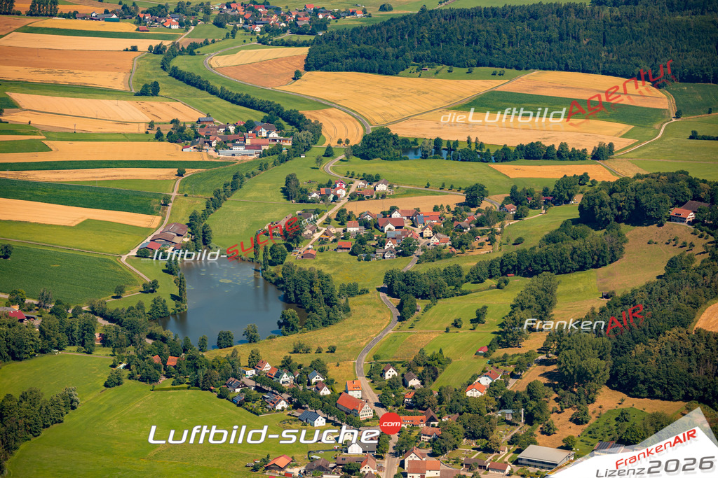Das Luftbild zeigt : Marktlustenau Kreßberg - Die Luftaufnahme wurde 2024 vom UL-Flugzeug aus erstellt ( keine Drohne ) - Hochauflösende Luftaufnahme - Für grossformatige Ausdrucke geeignet. Die Geschenkidee !Mit Lizenz und Bildrechte bestellbar