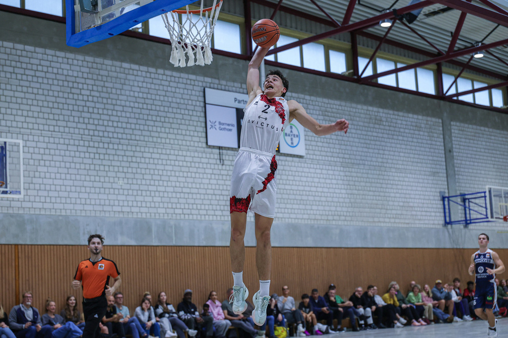 NBBL BAYER GIANTS vs Rostock Seawolves-69 | Fotos von Basketballspielen aus dem Raum NRW fotografiert von Gero Mueller-Laschet und Daniel Schaefer - Realized with Pictrs.com