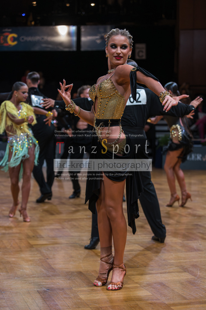 20250820_WDSF Open Lat Youth_2732 | Tanzsportbilder, Standardtanz, Lateintanz, WDSF, DTV, LTVB, dancecomp, goc, hessen tanzt, blaues band der spree, walzer, tango, wiener walzer, slowfox, quickstepp, samba, rumba, cha-cha-cha, paso doble. jive, hd-kroft photography, turniertanzsport