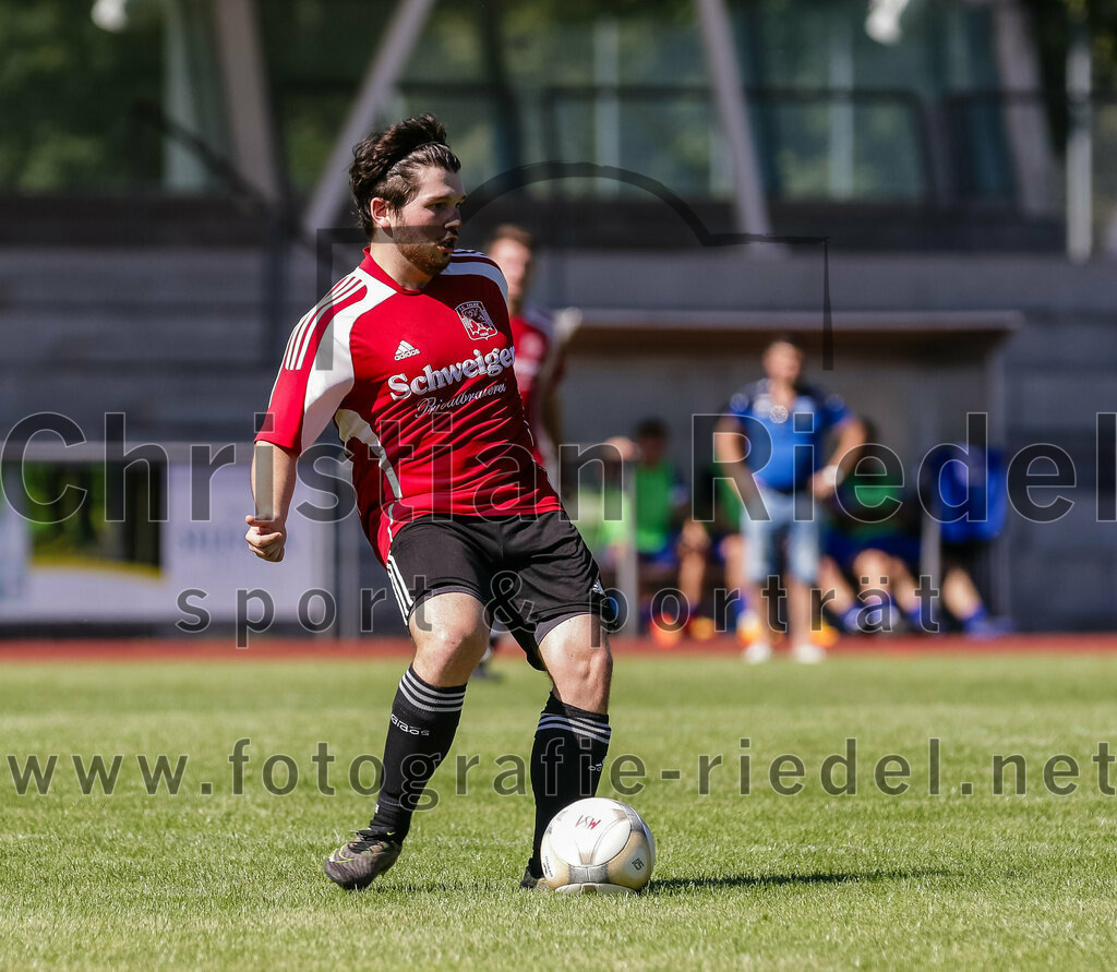 2023-09-16_034_SG_Markt_Schwaben_gegen_ASV_Glonn | Markt Schwaben, Deutschland, 16.09.2023:
Fußball, Kreisklasse 2023 / 2024, 5. Spieltag, (SG) Markt Schwaben gegen ASV Glonn, Endergebnis: 3:0

Lukas Brandt (SG Markt Schwaben, #6)

Foto: Christian Riedel / fotografie-riedel.net