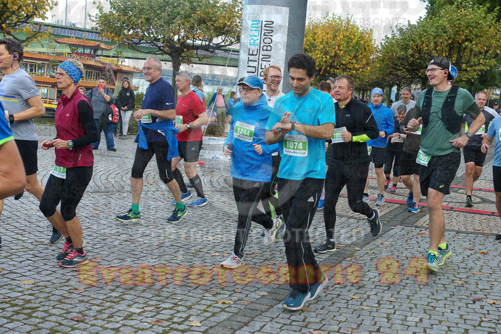 221016_0941_EX1_2634 | Sportfotografie im Rhein-Sieg Kreis, Köln, Bonn, NRW, Rheinland Pfalz, Hessen, etc. Unser Tätigkeitsfeld umfasst den Laufsport vom Volkslauf über den Marathon, Duathlon, Triathon bis zum Ultralauf wie Kölnpfad Ultra oder Schindertrail.